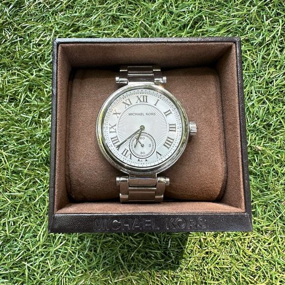 Michael Kors Skylar MK5866 Women Stainless Steel Analog Dial Quartz Watch JNA862 - Picture 2 of 12